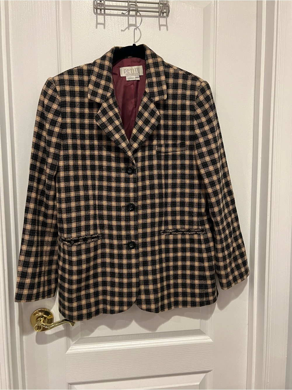 Petite Sophisticate Green, Black and Tan Plaid Blazer Women’s 12P